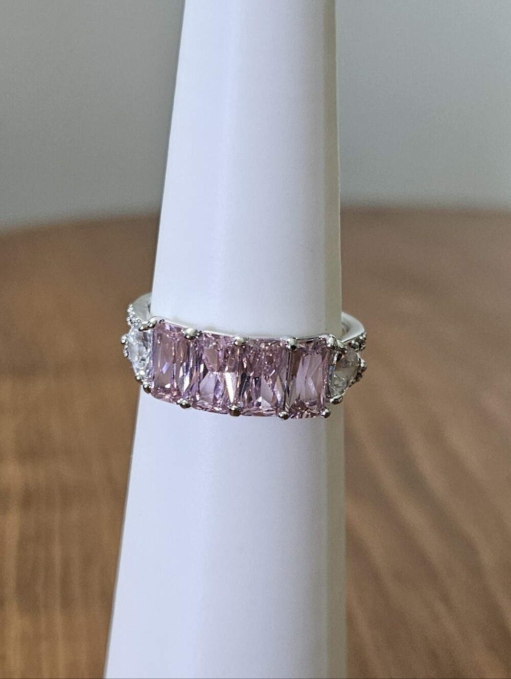 "Fancy in the Ballroom" Bomb Party Ring RBP5958 Size 9